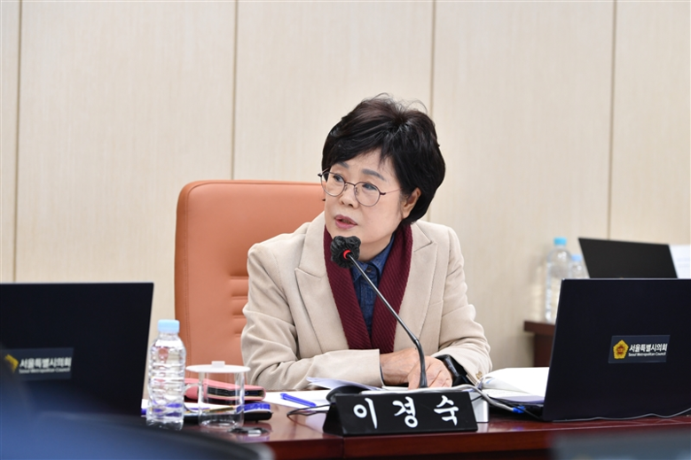 이경숙 의원, 자동차전용도로 질주하는...